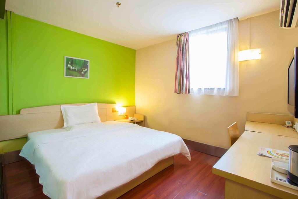 7Days Inn Shenzhen Da Fen You Hua Cun الغرفة الصورة